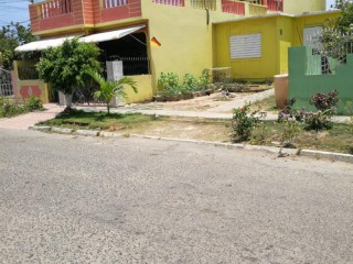 NW 2nd Avenue Epsom, St. Catherine, Jamaica - House for Sale